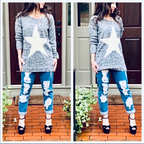 Sweaters - ✨LAST ONE ✨PARIS✨ Star sweater